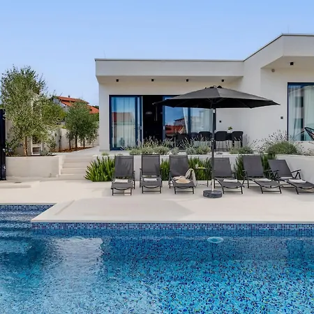 Inizio By Interhome Villa *